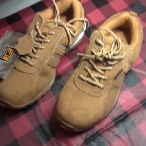 bartium desert boots